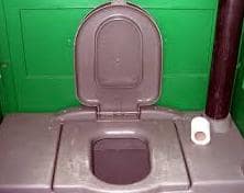 toilets 